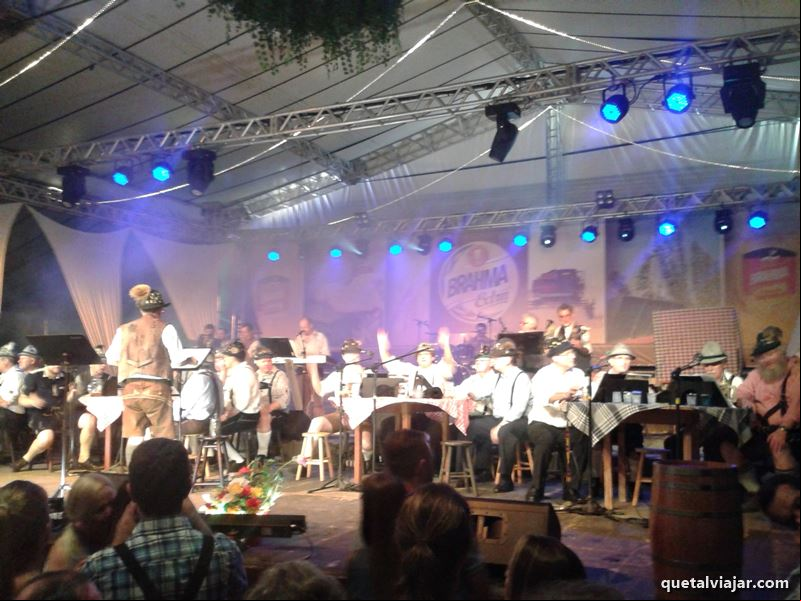 Oktoberfest de Blumenau - Viajar à Oktoberfest